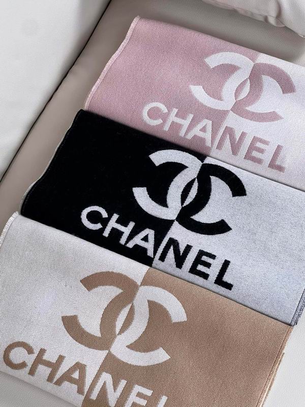 Chanel scarf 35X185cm E26